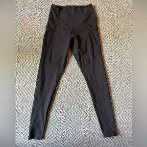 EUC Glyder Black Leggings W/ Mesh pockets SZ S